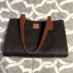 Dooney & Burke Shoulder Purse